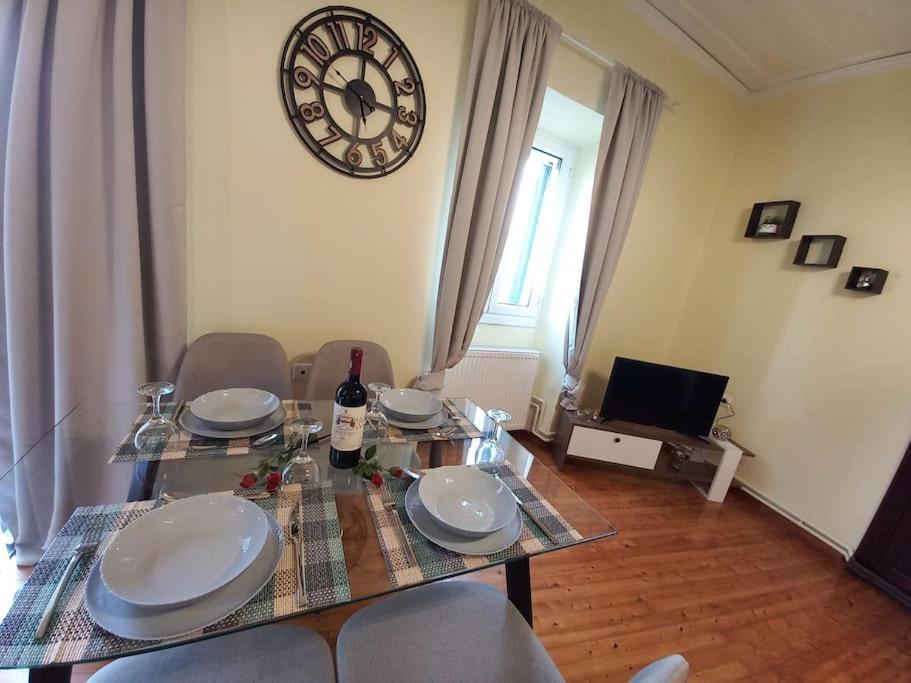 Tenedos Old Town Apartment