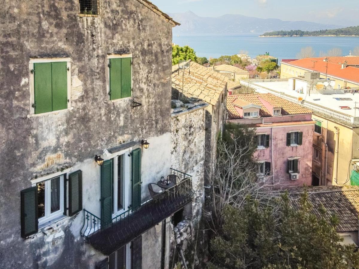 Tenedos Old Town Apartment *